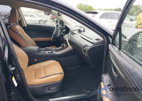 2017 Lexus Nx 200T z USA, uszkodzony, nr VIN JTJYARBZ0H2061328